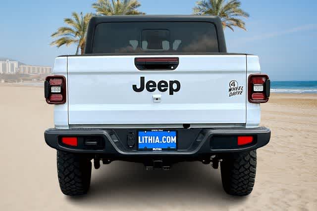 Thumbnail: 2025 Jeep Gladiator - 4