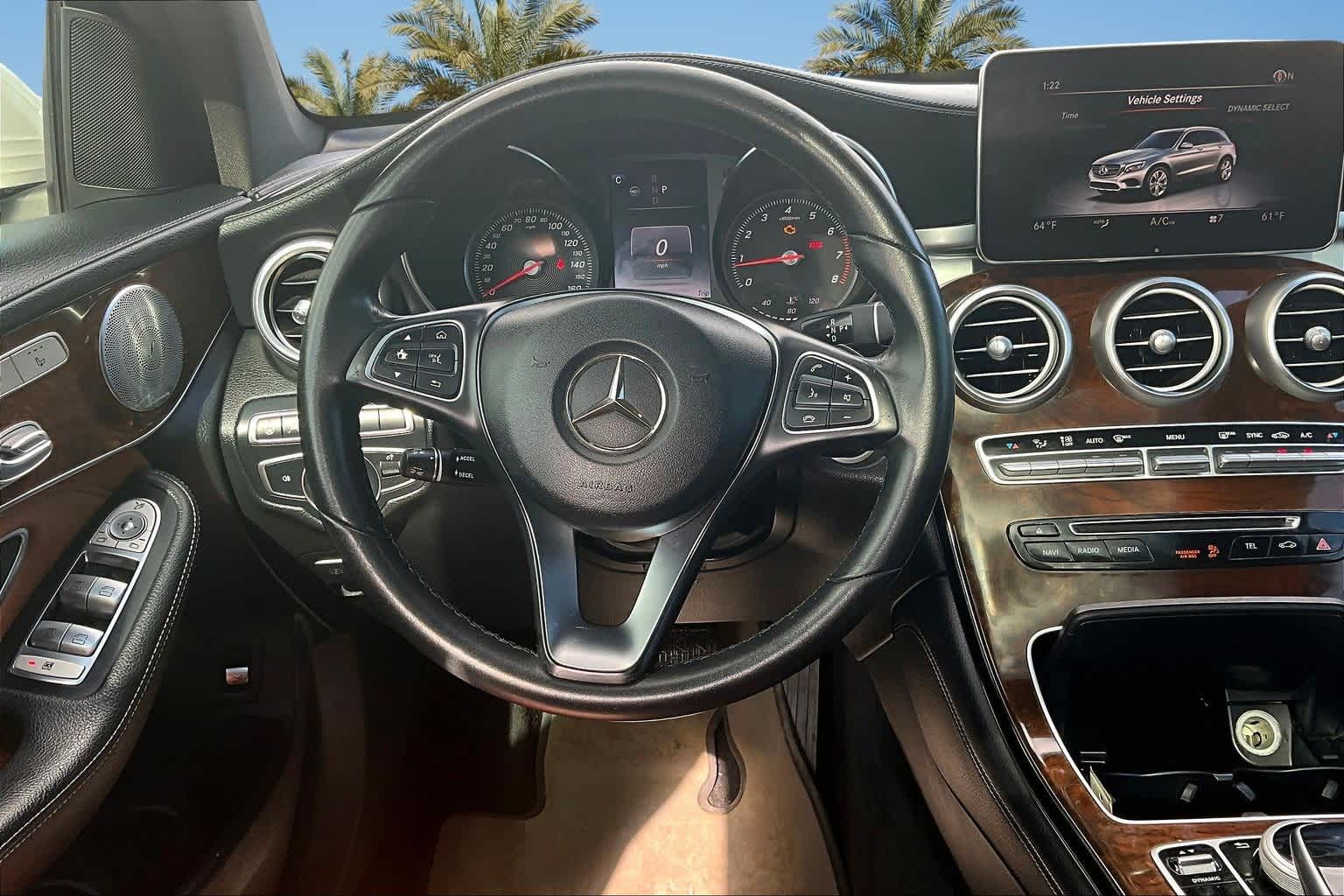 Thumbnail: 2017 Mercedes-Benz GLC - 15