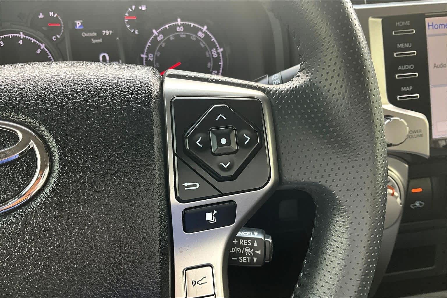 Thumbnail: 2021 Toyota 4Runner - 23