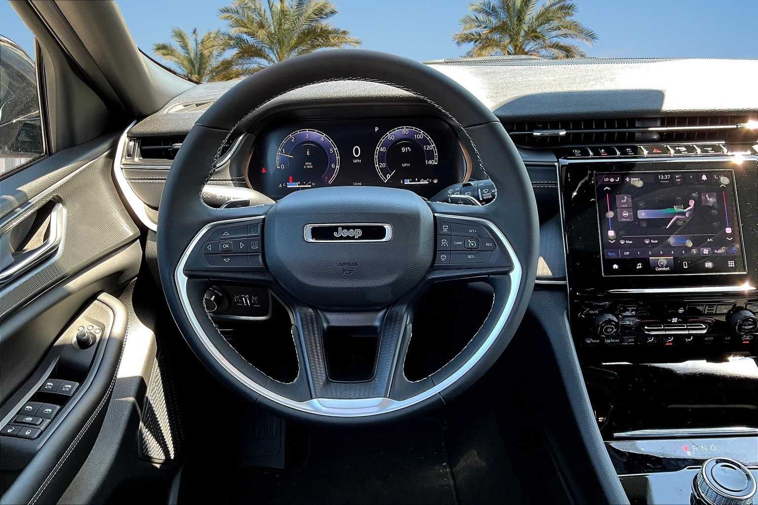 Thumbnail: 2025 Jeep Grand Cherokee - 14