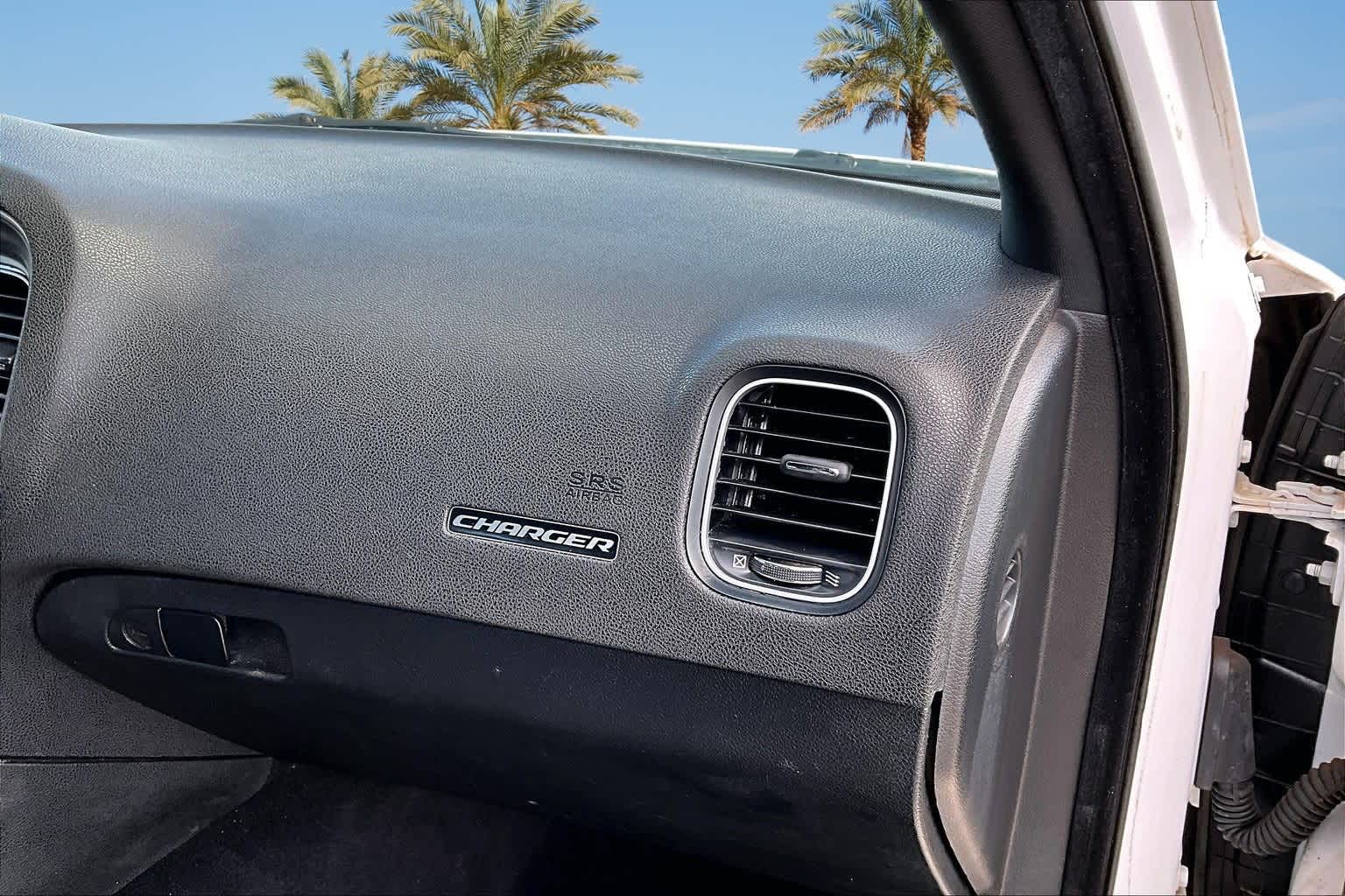 Thumbnail: 2022 Dodge Charger - 21