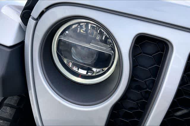 Thumbnail: 2022 Jeep Gladiator - 28