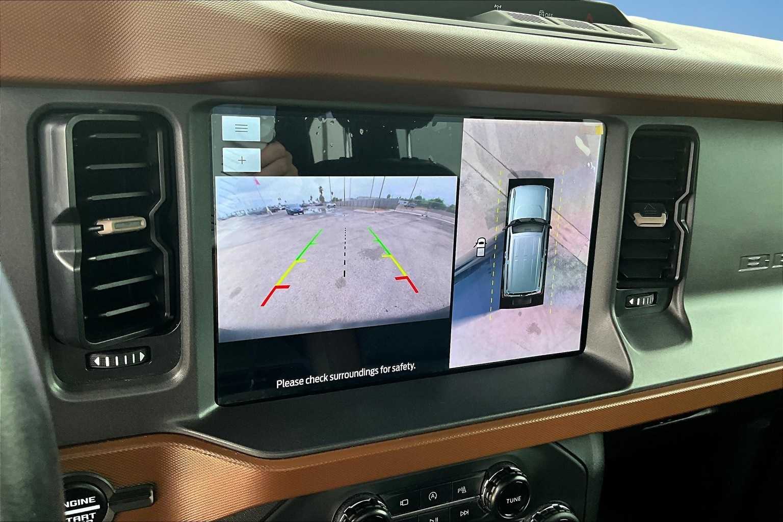 Thumbnail: 2024 Ford Bronco - 27