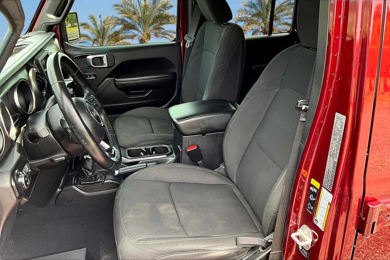 2021 Jeep Gladiator Sport 10