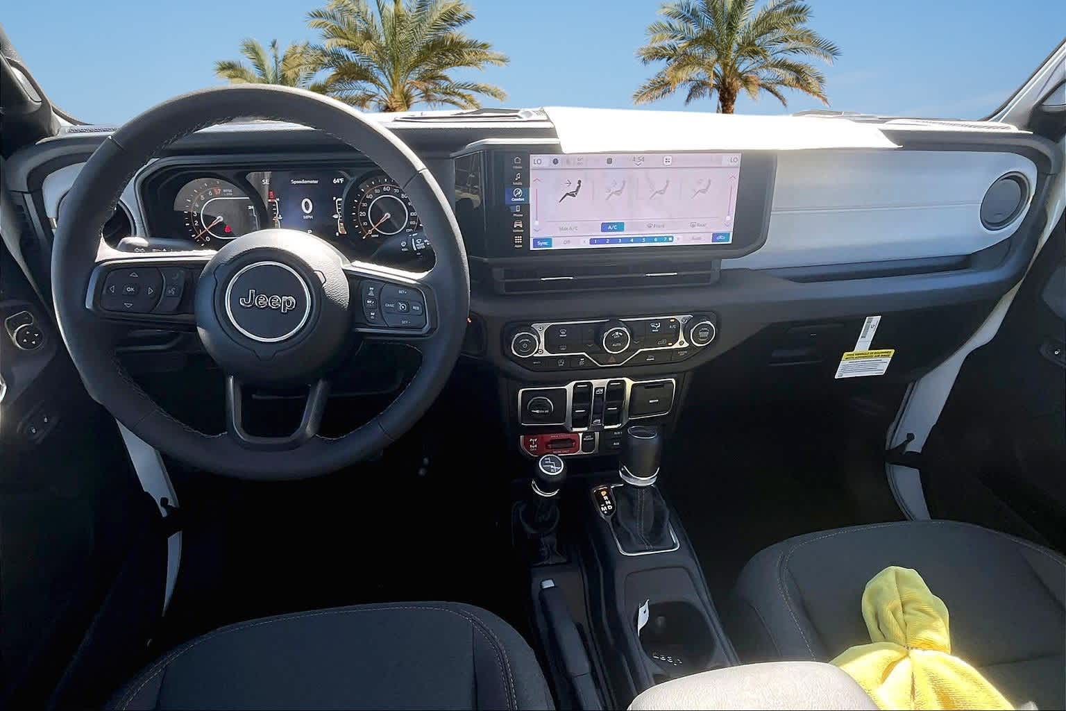 Thumbnail: 2025 Jeep Gladiator - 10