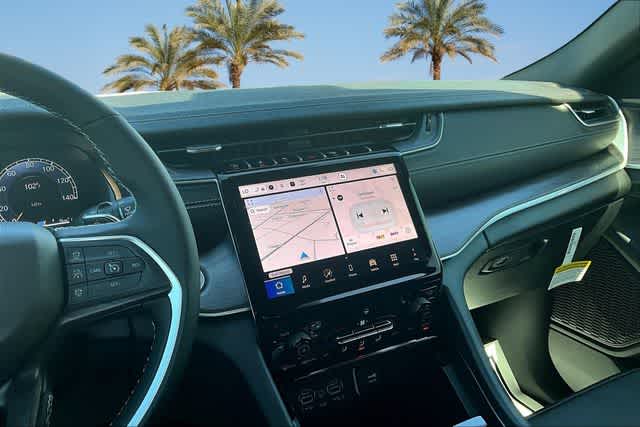 Thumbnail: 2025 Jeep Grand Cherokee - 16