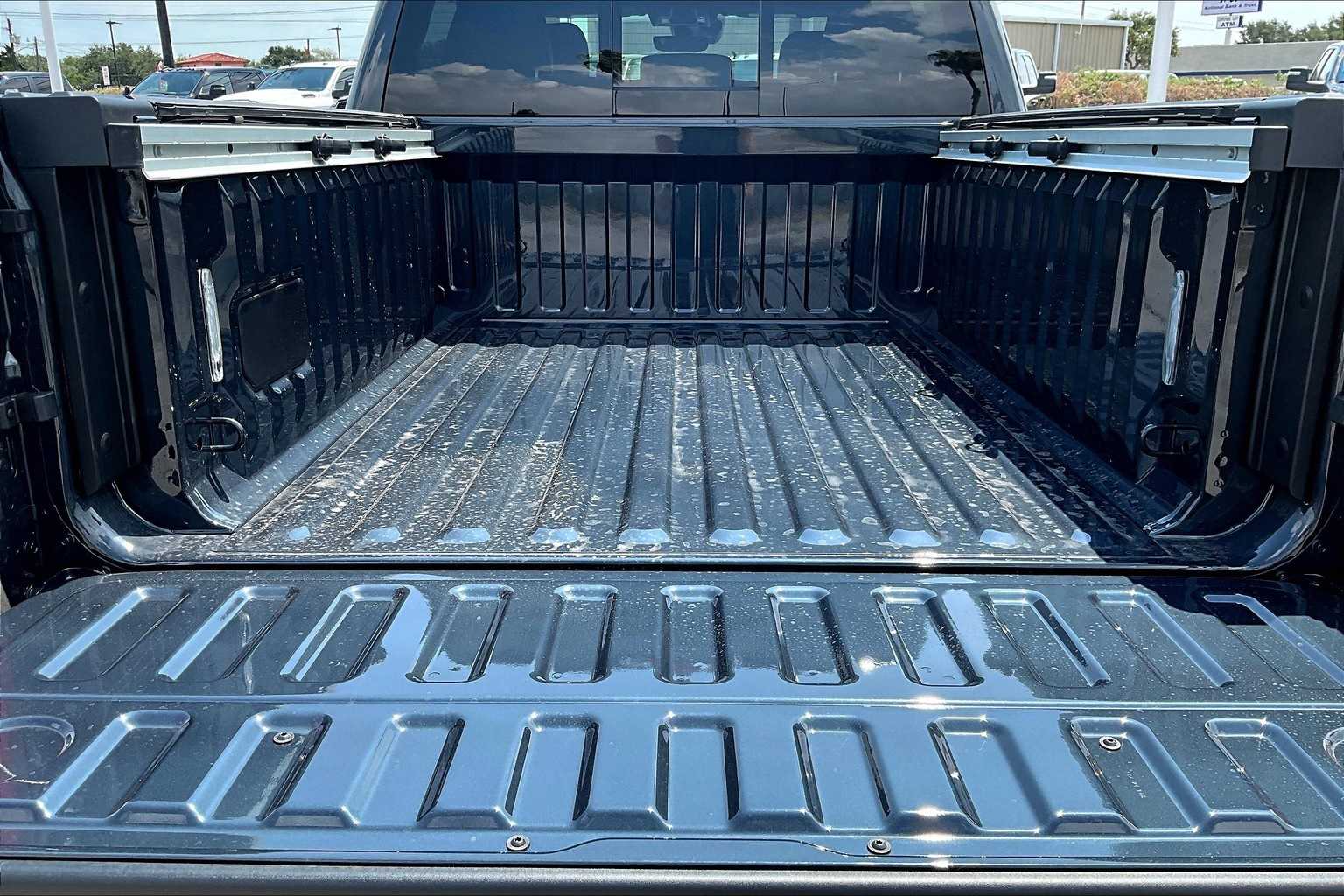 Thumbnail: 2026 RAM 1500 - 19