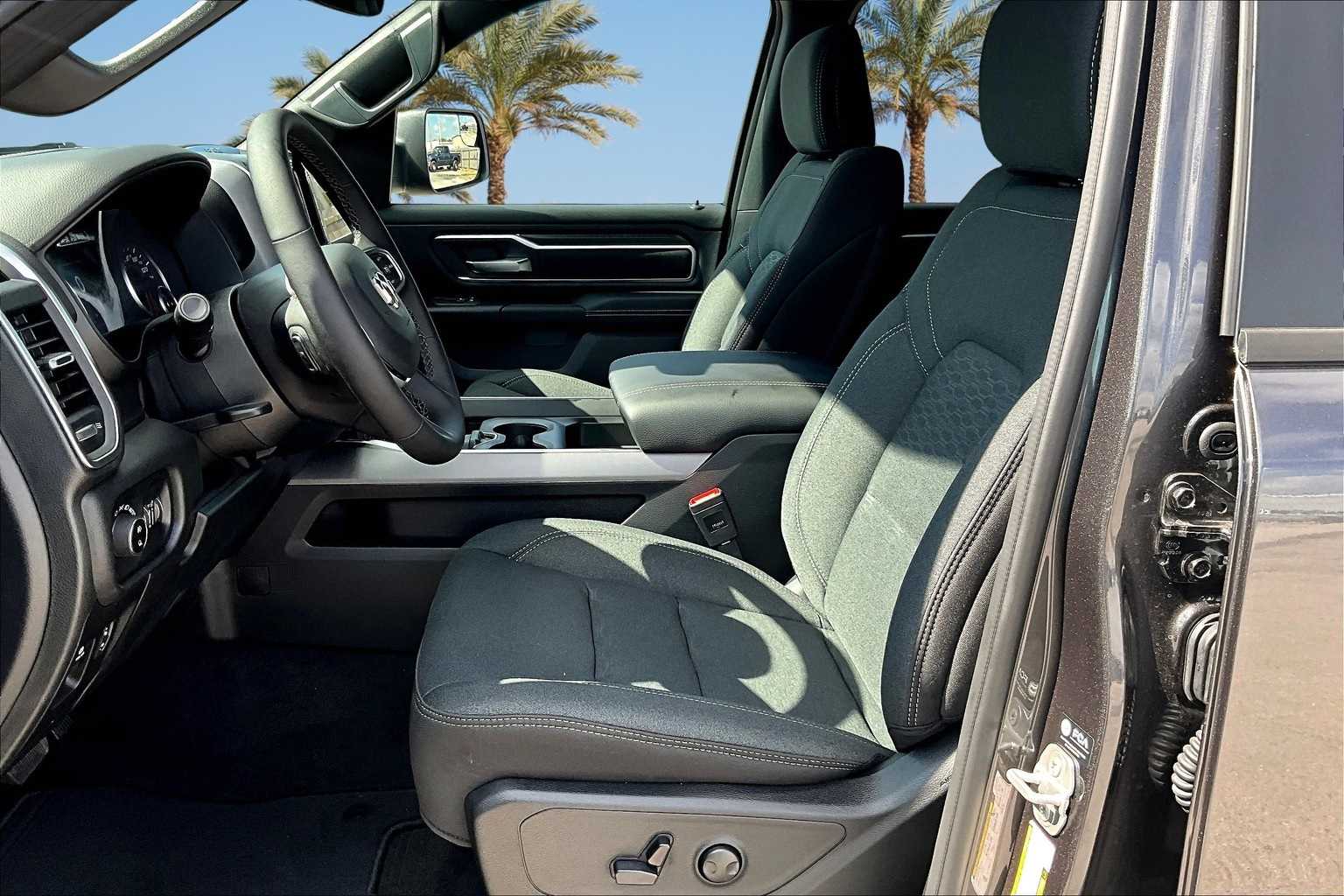 Thumbnail: 2026 RAM 1500 - 11