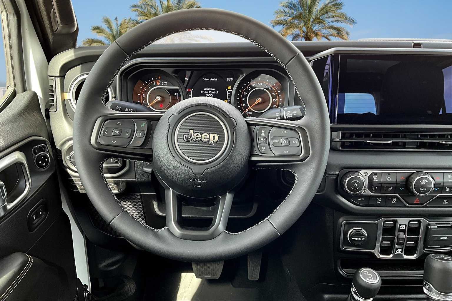 Thumbnail: 2025 Jeep Gladiator - 15