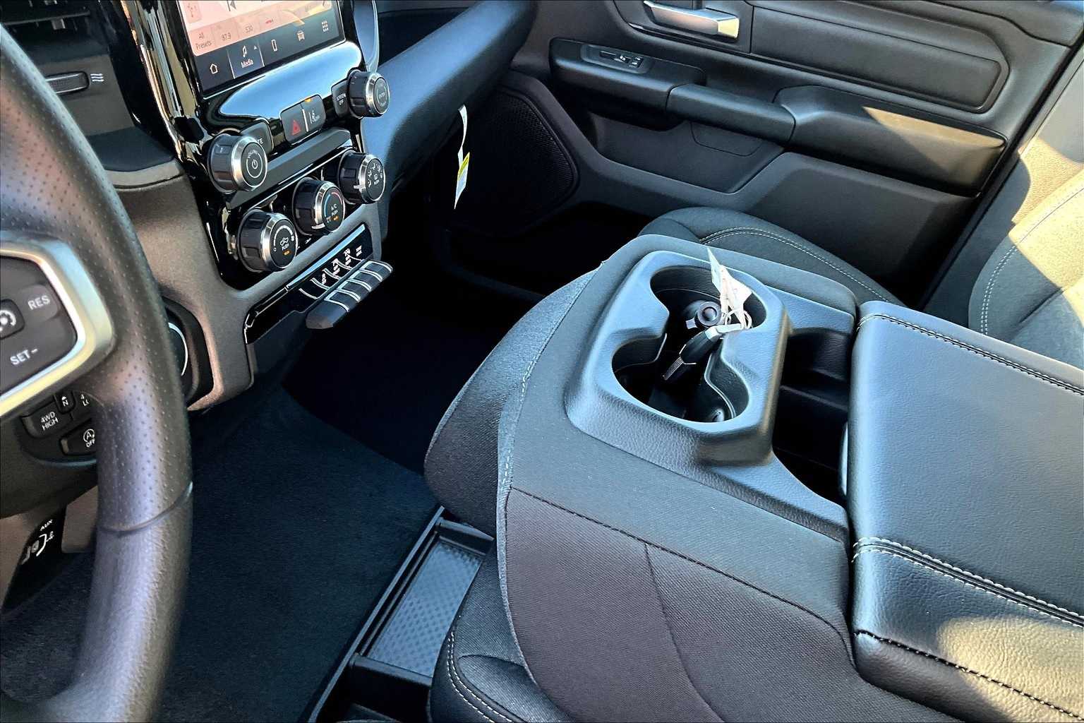 Thumbnail: 2025 RAM 1500 - 15