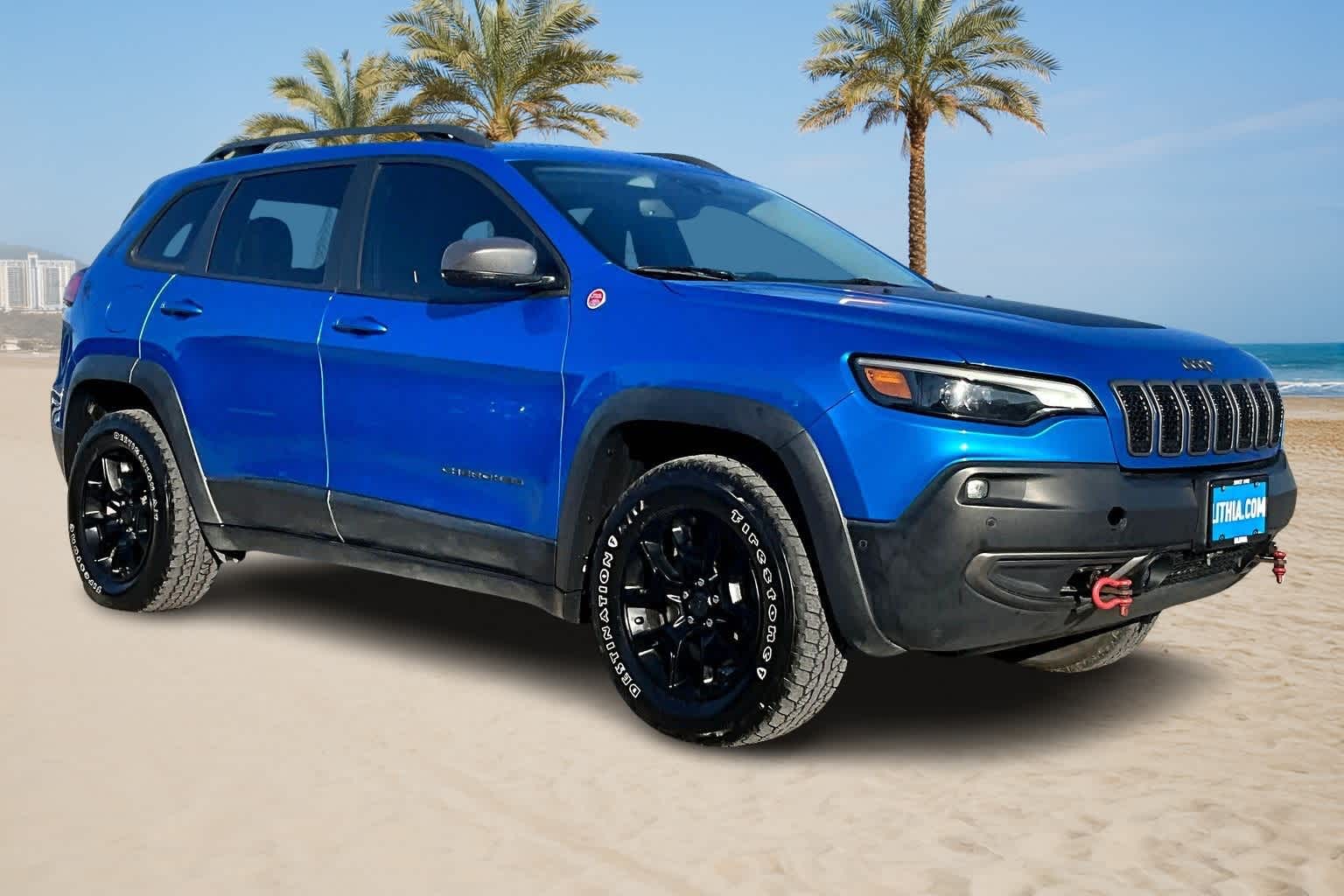 Thumbnail: 2019 Jeep Cherokee - 20