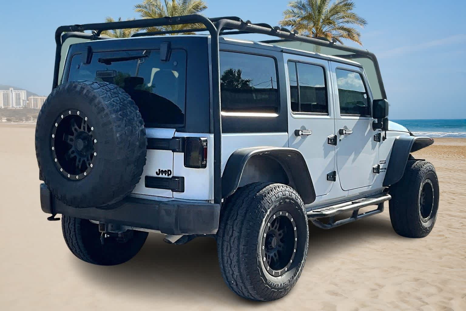 Thumbnail: 2018 Jeep Wrangler - 20