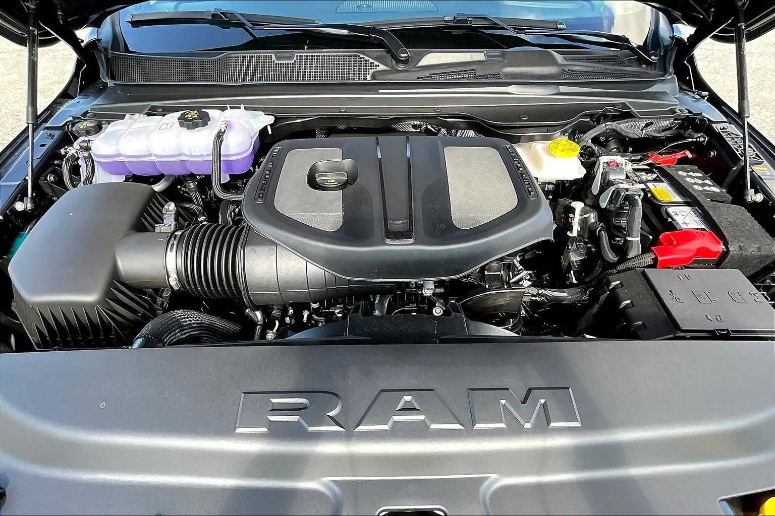 Thumbnail: 2026 RAM 1500 - 9