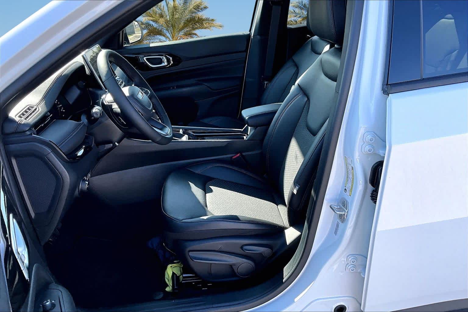 Thumbnail: 2026 Jeep Compass - 10