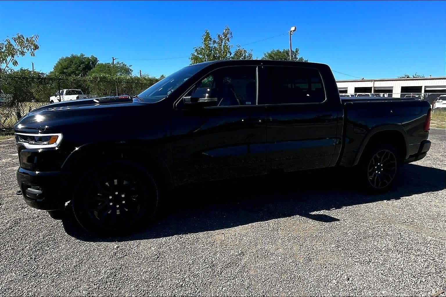 Thumbnail: 2026 RAM 1500 - 3