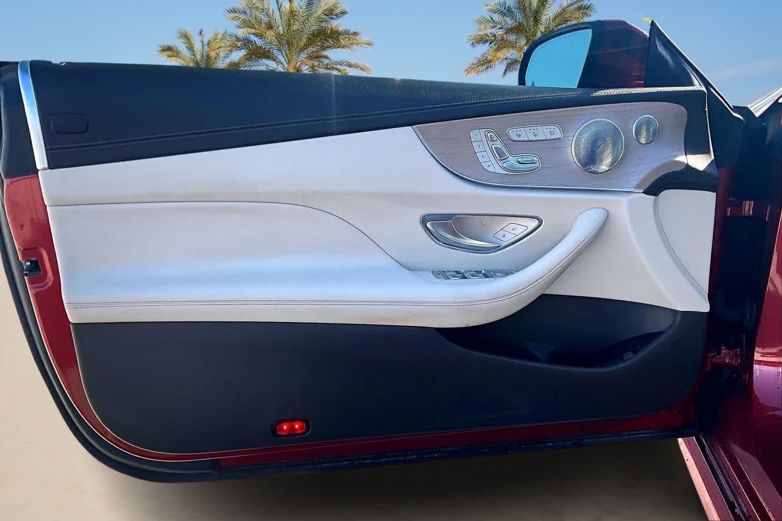 Thumbnail: 2018 Mercedes-Benz E-Class - 21