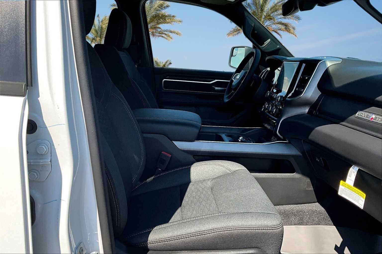 Thumbnail: 2025 RAM 1500 - 14