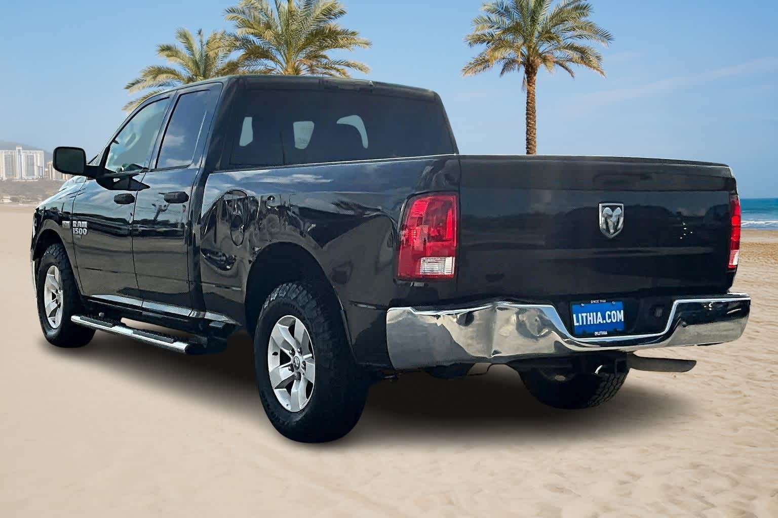 2019 Ram 1500 Classic Tradesman photo 3