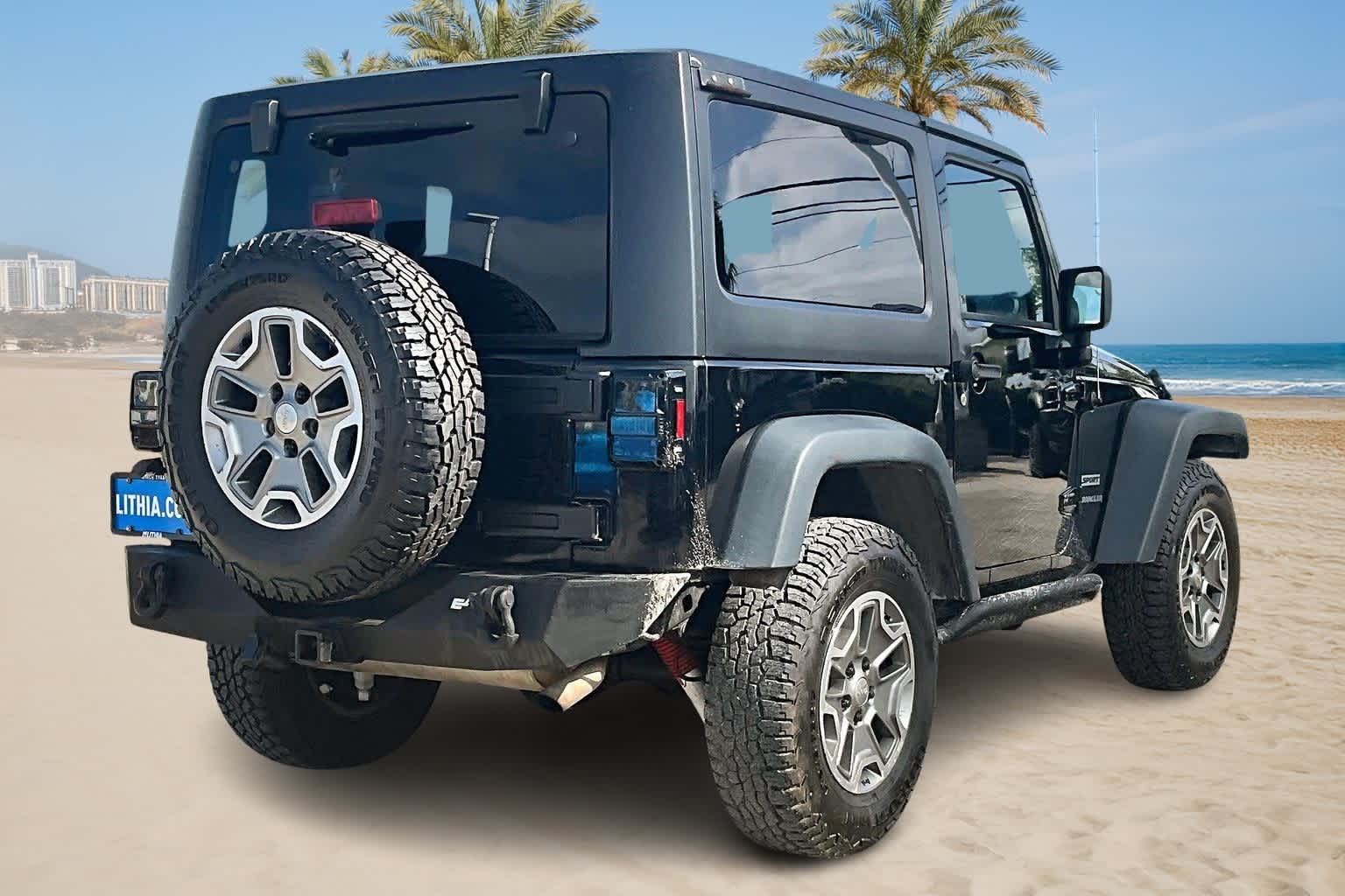 Thumbnail: 2015 Jeep Wrangler - 15