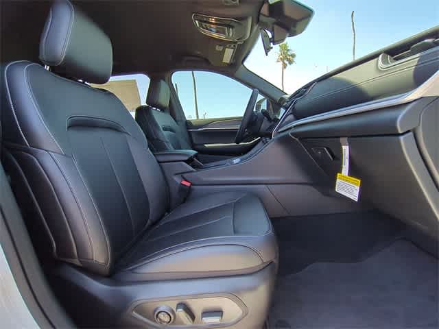 Thumbnail: 2025 Jeep Grand Cherokee - 22