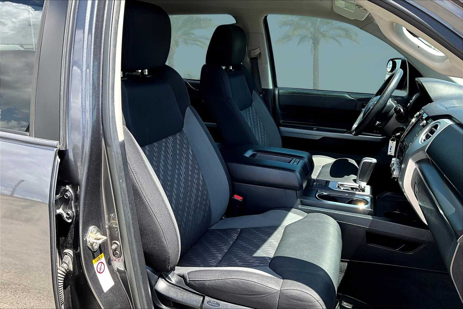 Thumbnail: 2019 Toyota Tundra - 13
