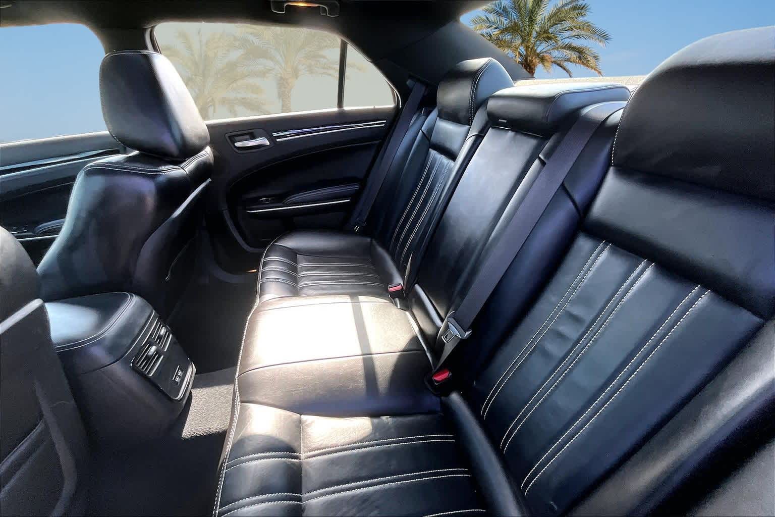 Thumbnail: 2023 Chrysler 300 - 12