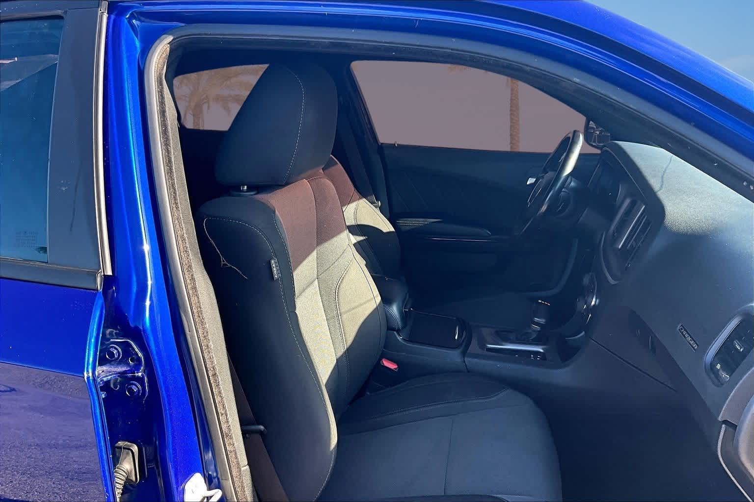 Thumbnail: 2022 Dodge Charger - 13