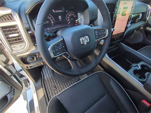 Thumbnail: 2025 RAM 1500 - 10