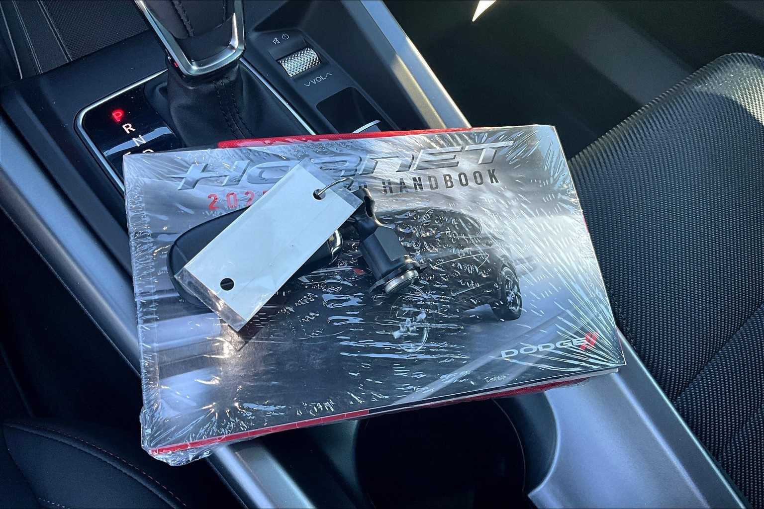 Thumbnail: 2025 Dodge Hornet - 20