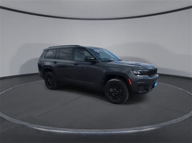 Thumbnail: 2025 Jeep Grand Cherokee - 2