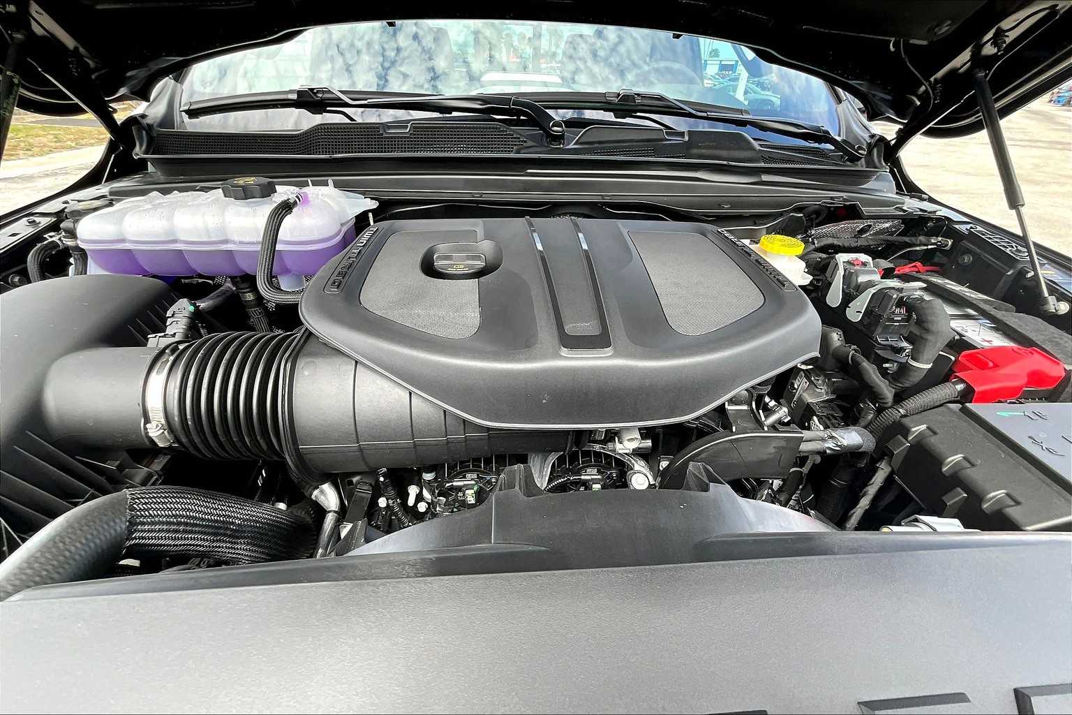Thumbnail: 2025 RAM 1500 - 9
