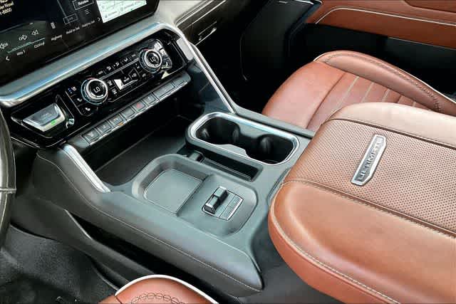 Thumbnail: 2024 GMC Sierra 2500 - 16