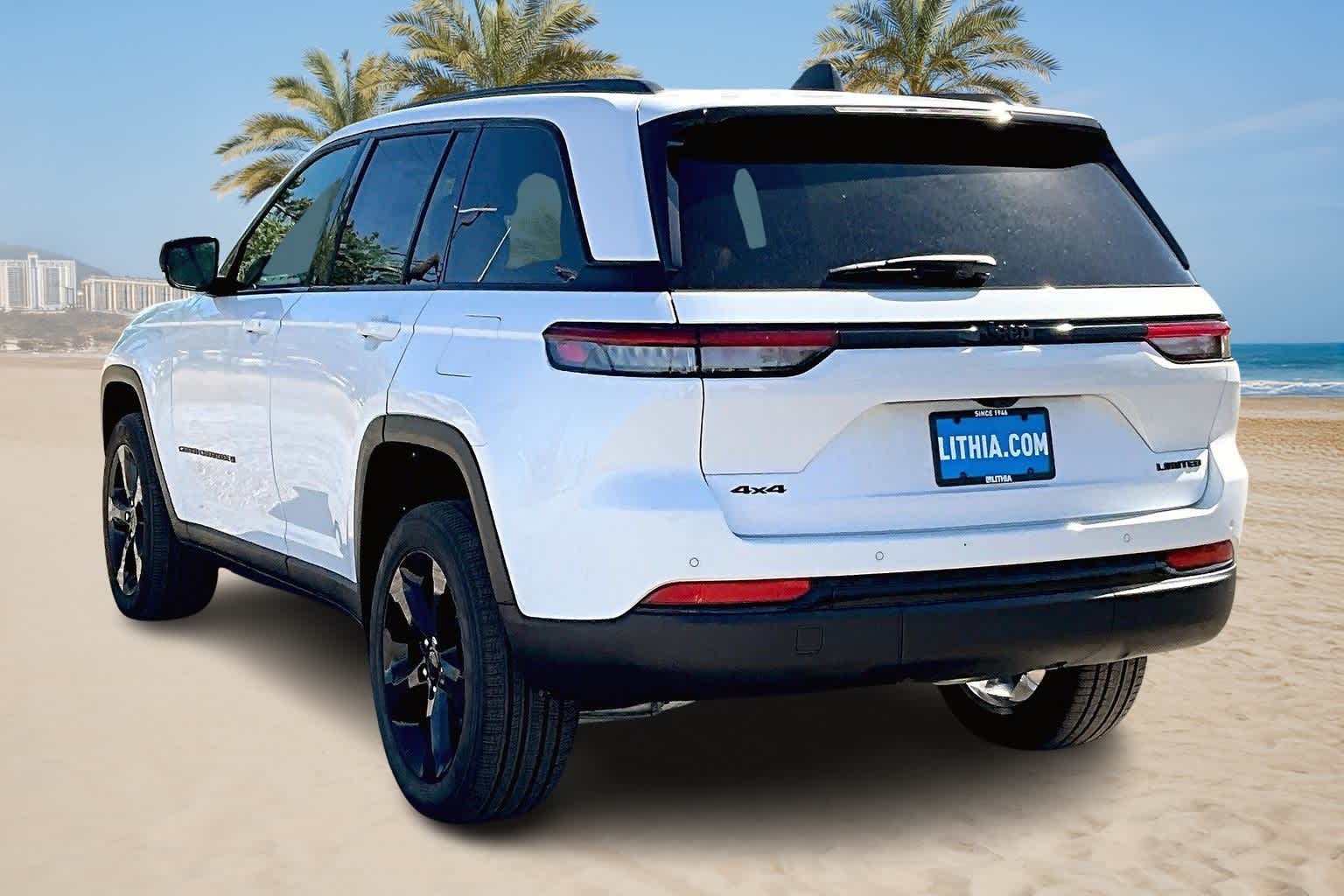 Thumbnail: 2025 Jeep Grand Cherokee - 4