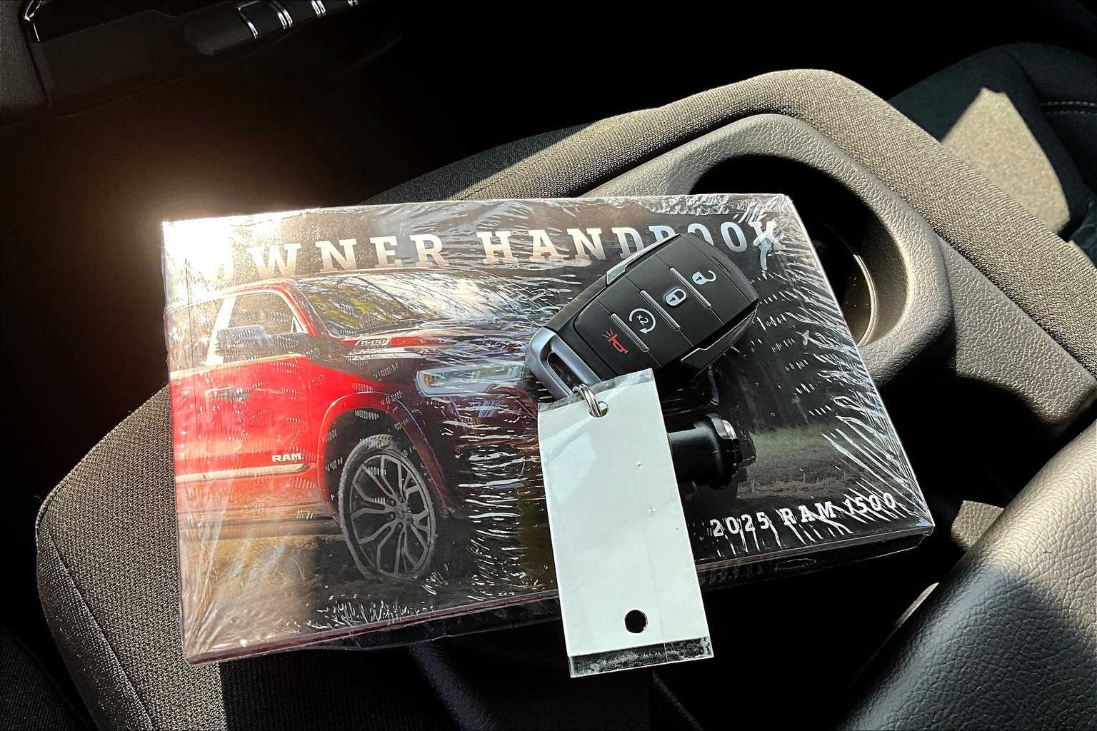 Thumbnail: 2025 RAM 1500 - 20