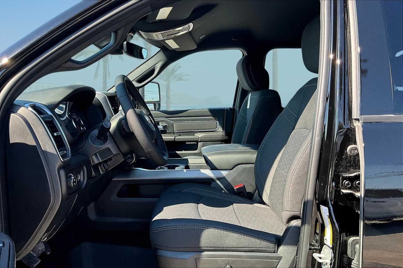 Thumbnail: 2026 RAM 2500 - 9