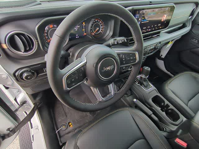 Thumbnail: 2025 Jeep Wrangler - 10