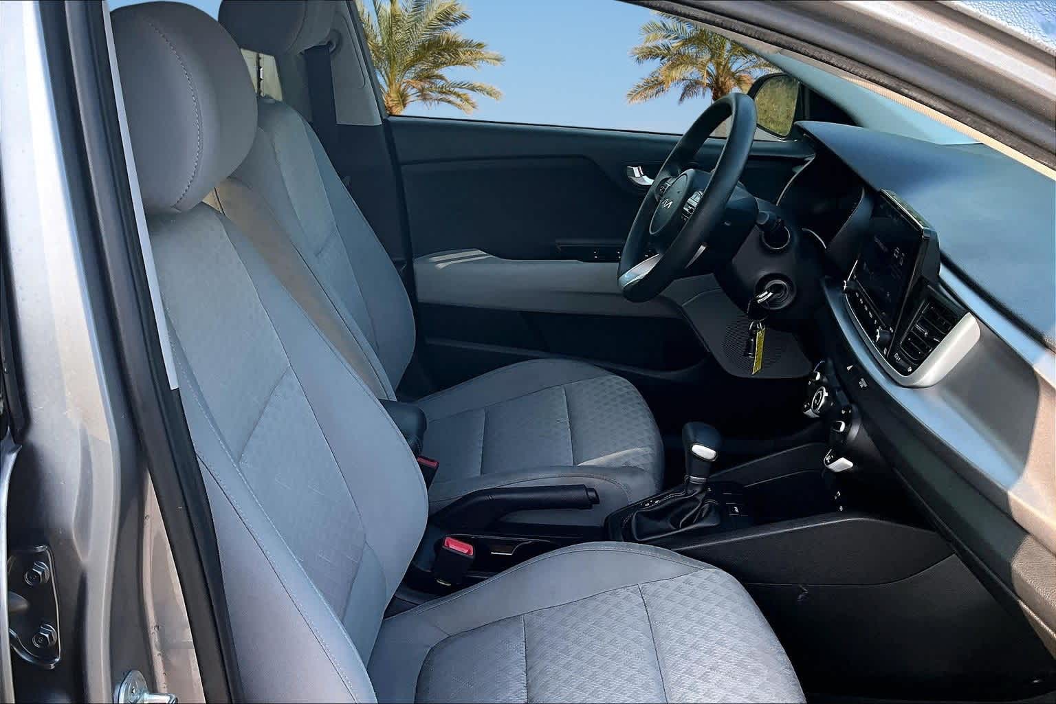 Thumbnail: 2023 Kia Rio - 13