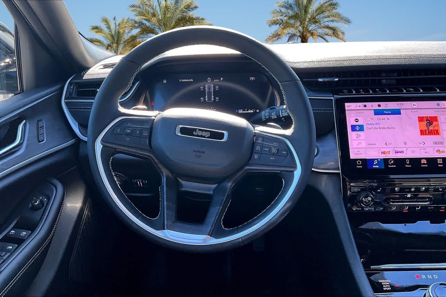 Thumbnail: 2025 Jeep Grand Cherokee - 15