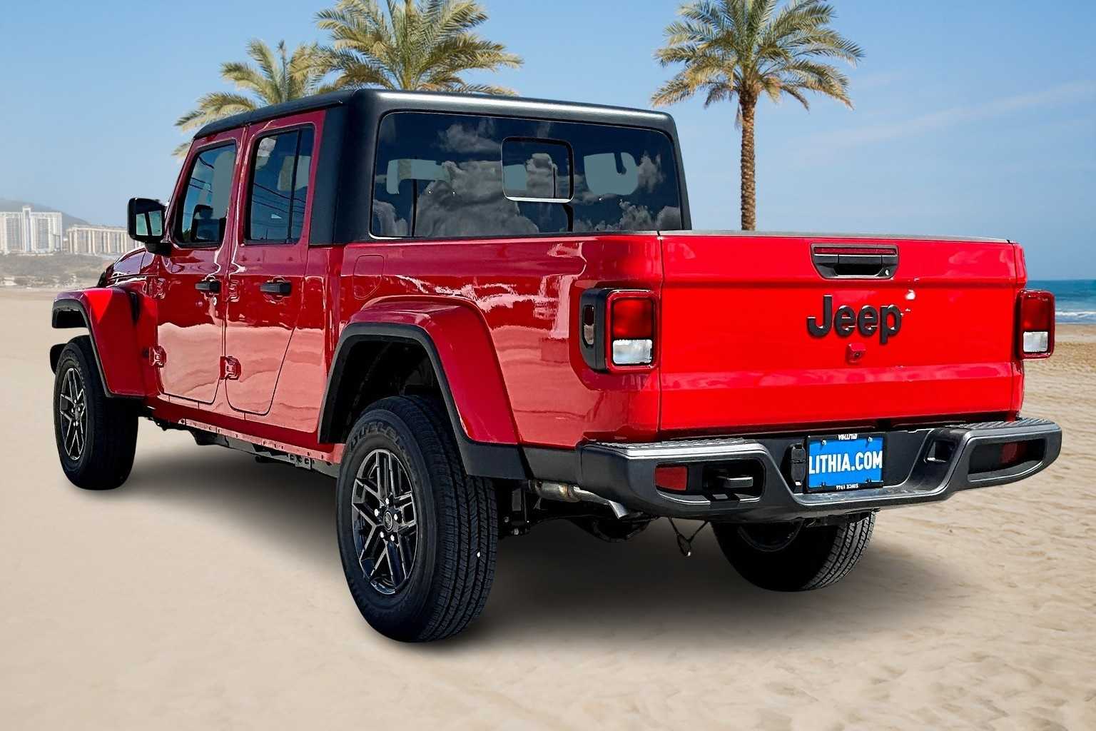 Thumbnail: 2025 Jeep Gladiator - 4