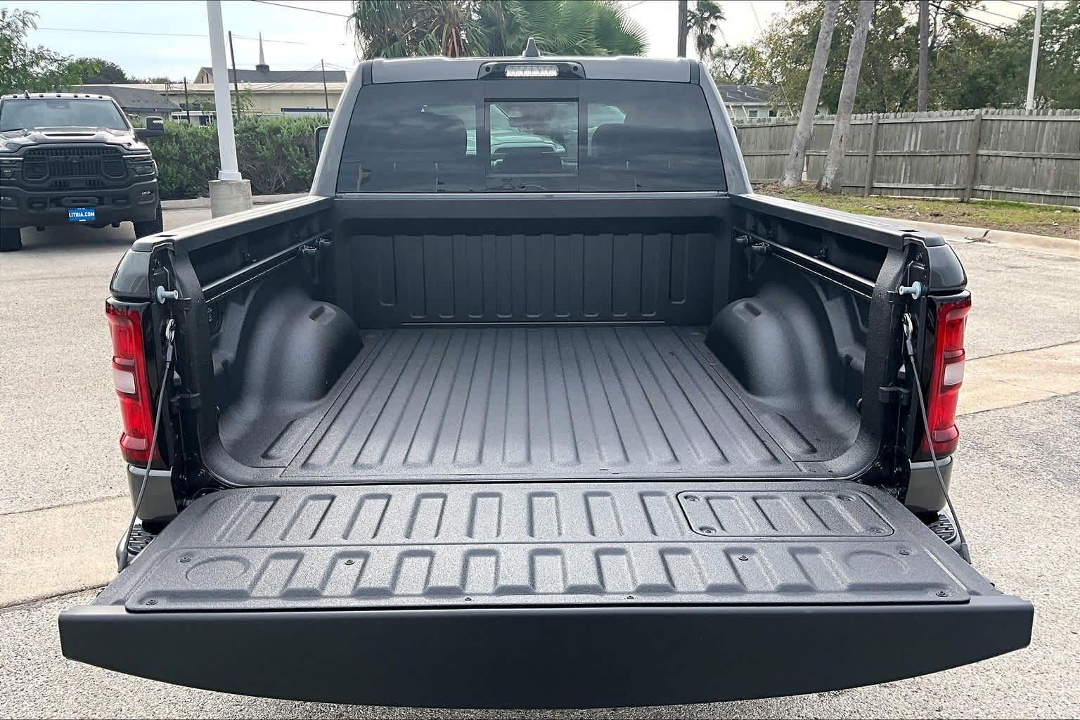 Thumbnail: 2026 RAM 1500 - 19