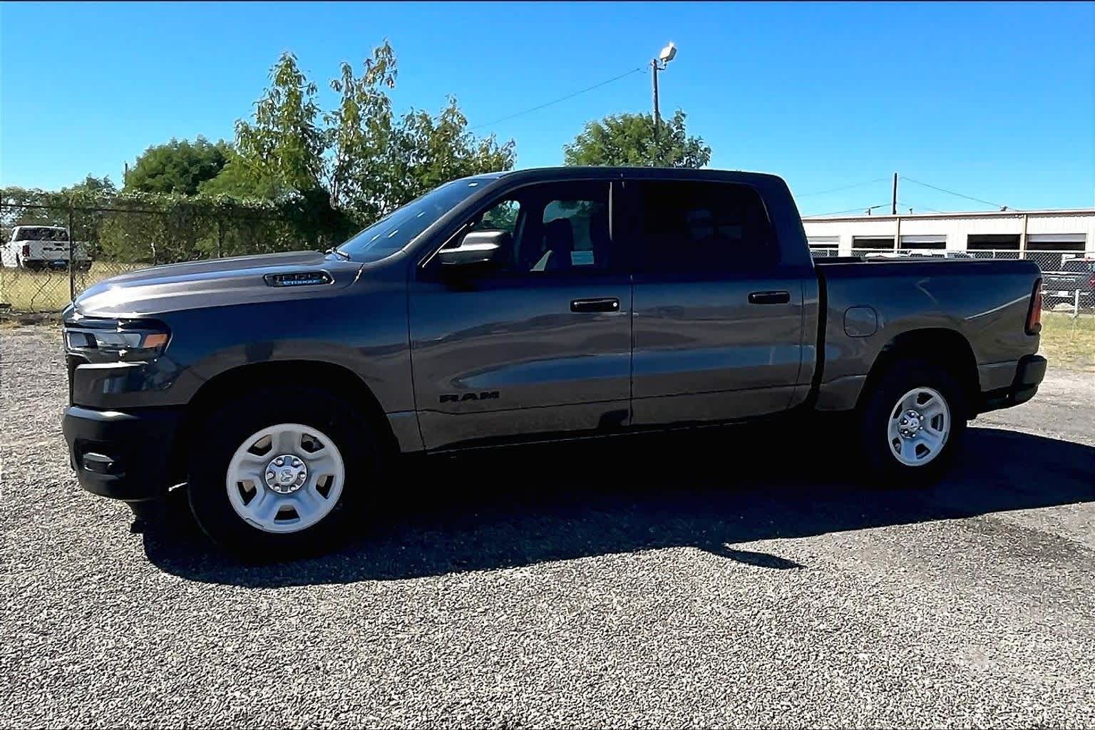 Thumbnail: 2025 RAM 1500 - 3