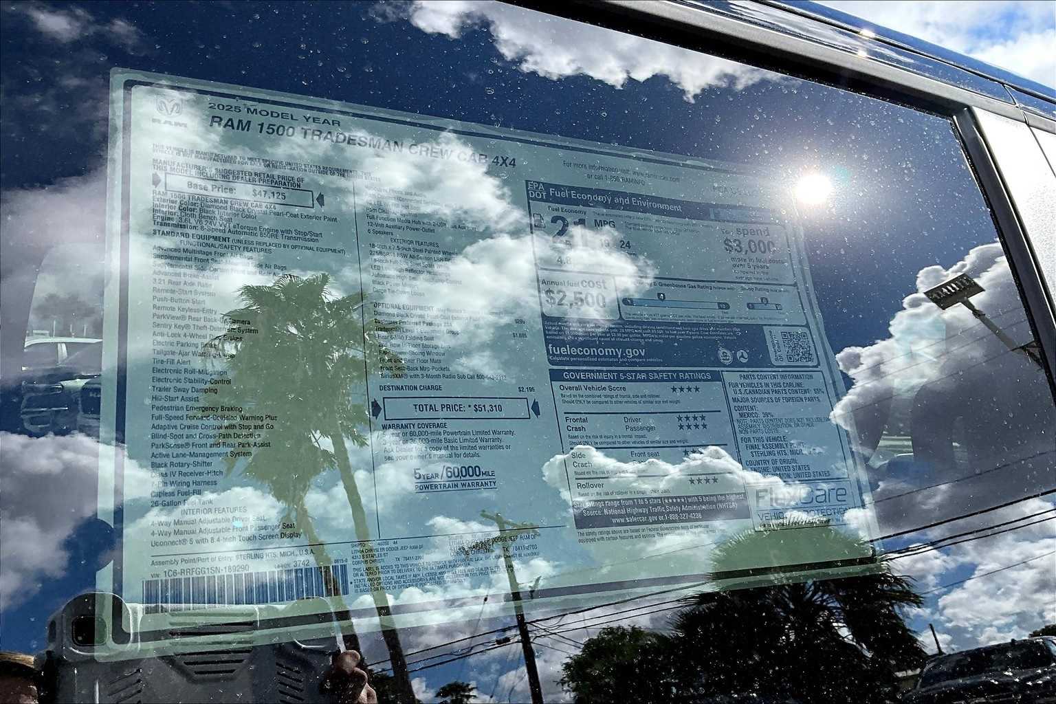 Thumbnail: 2025 RAM 1500 - 22