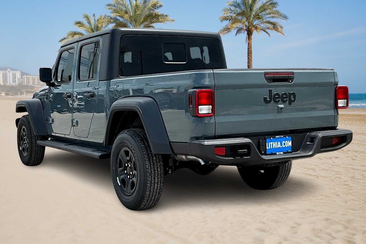 Thumbnail: 2025 Jeep Gladiator - 3