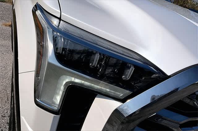 Thumbnail: 2022 Toyota Tundra - 28