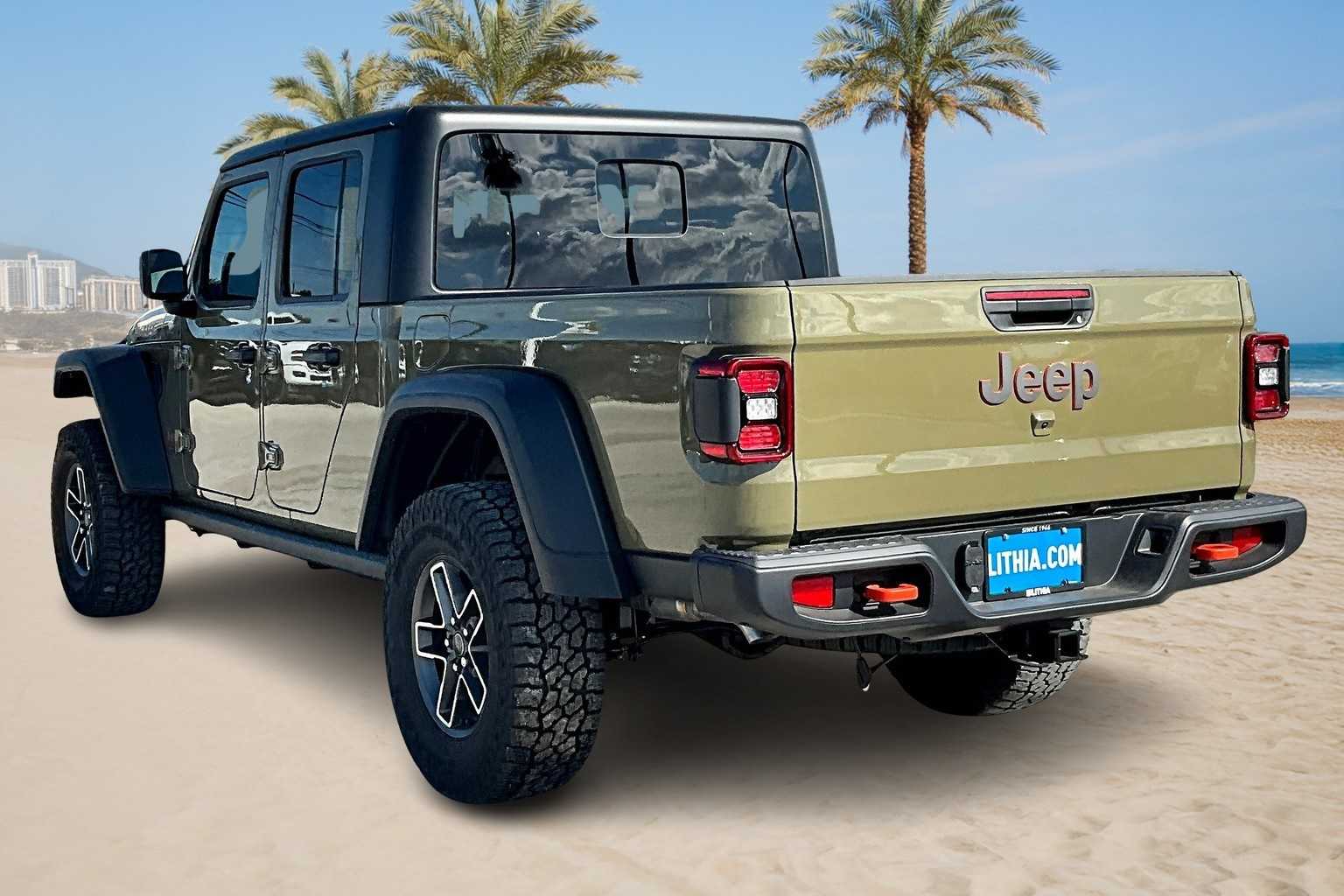Thumbnail: 2025 Jeep Gladiator - 4