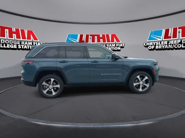 Thumbnail: 2026 Jeep Grand Cherokee - 9