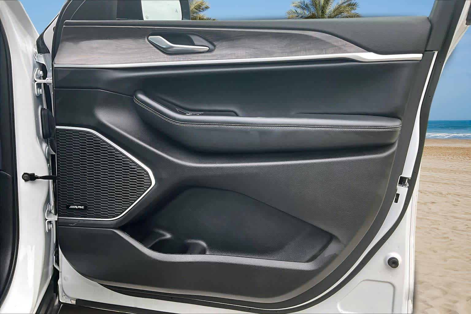 Thumbnail: 2021 Jeep Grand Cherokee L - 26