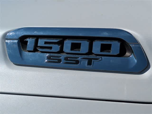 Thumbnail: 2025 RAM 1500 - 13