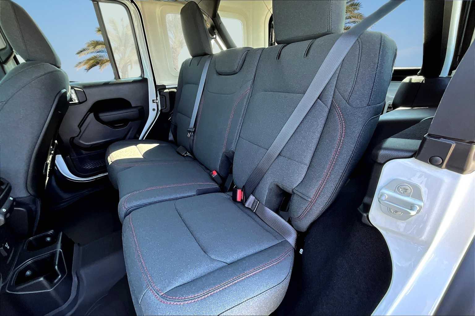 Thumbnail: 2025 Jeep Wrangler - 12