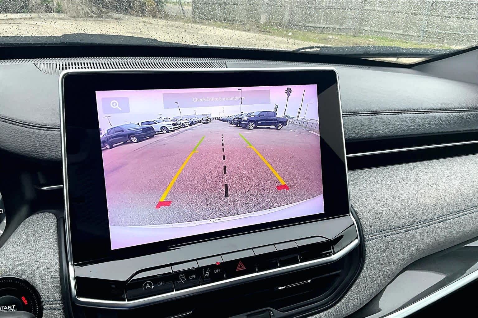 Thumbnail: 2023 Jeep Compass - 24